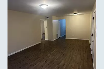 8333 S Maryland Avenue #101, Chicago, IL 60619 - Photo 2