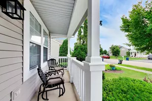 2426 Montclair Ln, Montgomery, IL 60538 - Photo 2