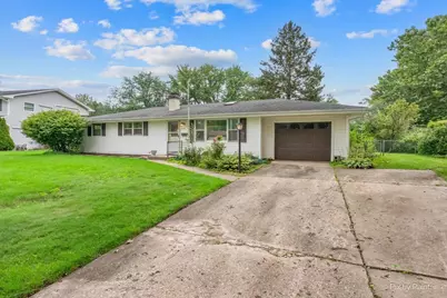 933 Carol Avenue, Elgin, IL 60123 - Photo 2