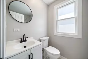 12742 S Parnell Ave, Chicago, IL 60628 - Photo 8