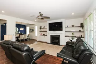 10240 Amos St, Huntley, IL 60142 - Photo 6
