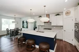 10240 Amos St, Huntley, IL 60142 - Photo 10
