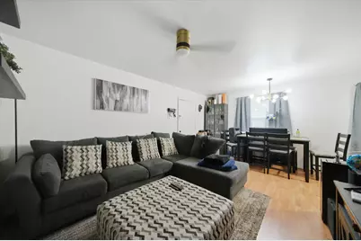 625 Westmoreland Drive, Vernon Hills, IL 60061 - Photo 2