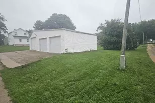511 W North St, Polo, IL 61064 - Photo 4