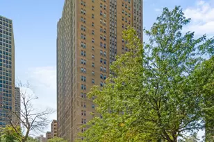 5000 S East End Ave, Chicago, IL 60615 - Photo 1