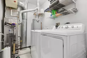 1116 Kensington Dr, Northbrook, IL 60062 - Photo 18