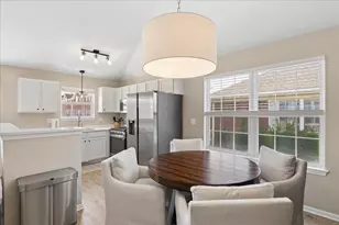 1116 Kensington Dr, Northbrook, IL 60062 - Photo 12