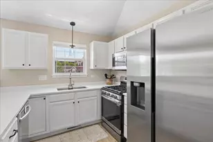 1116 Kensington Dr, Northbrook, IL 60062 - Photo 10