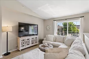 1116 Kensington Dr, Northbrook, IL 60062 - Photo 4