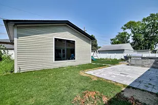 4944 Jarvis Ave, Skokie, IL 60077 - Photo 42