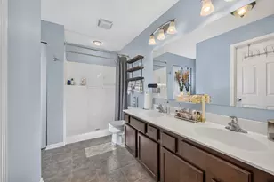 594 Camellia Ave, Aurora, IL 60505 - Photo 16