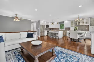 2S465 Barclay Pl, Glen Ellyn, IL 60137 - Photo 10