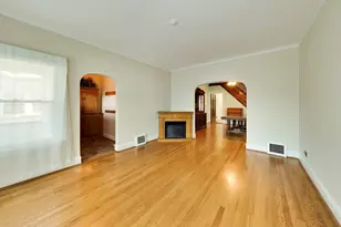 5920 W Berenice Ave, Chicago, IL 60634 - Photo 6