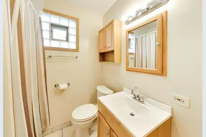 5920 W Berenice Avenue, Chicago, IL 60634 - Photo 14