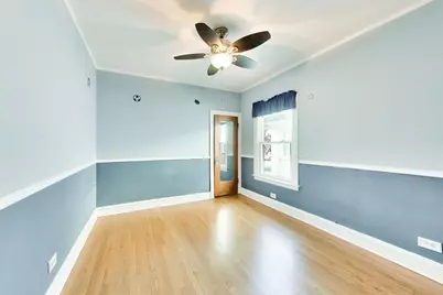 5920 W Berenice Avenue, Chicago, IL 60634 - Photo 10