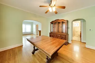 5920 W Berenice Ave, Chicago, IL 60634 - Photo 8