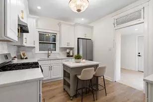 2936 N Keating Ave, Chicago, IL 60641 - Photo 14