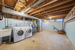74 W 140th St, Riverdale, IL 60827 - Photo 24