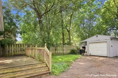 1316 N Poplar Avenue, Round Lake Beach, IL 60073 - Photo 20