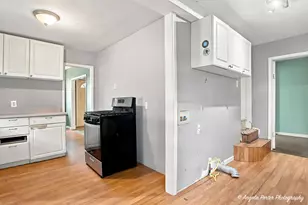 1316 N Poplar Ave, Round Lake Beach, IL 60073 - Photo 8
