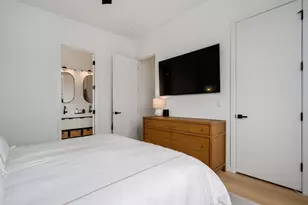 831 N Maplewood Ave, Chicago, IL 60622 - Photo 14
