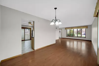 16424 Maplewood Court, Tinley Park, IL 60477 - Photo 8