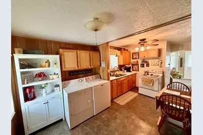 609 NW 6th Street, Aledo, IL 61231 - Photo 10