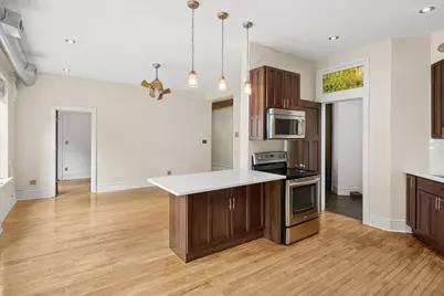 1117 W Fry Street #5, Chicago, IL 60642 - Photo 8