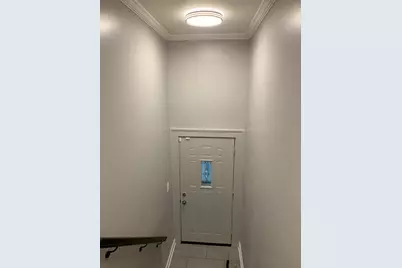 10215 S Emerald Avenue, Chicago, IL 60628 - Photo 6