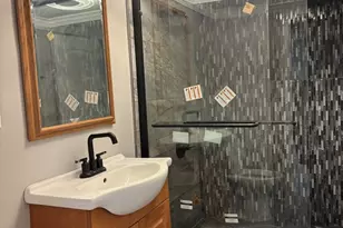10215 S Emerald Ave, Chicago, IL 60628 - Photo 20