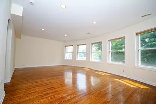 7554 N Claremont Ave, Chicago, IL 60645 - Photo 4