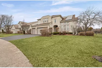 2188 Avalon Drive, Buffalo Grove, IL 60089 - Photo 1