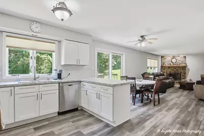 2720 N Patricia Lane, McHenry, IL 60051 - Photo 6