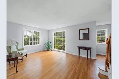 2126 Hickory Court, Glenview, IL 60025 - Photo 4