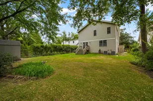2126 Hickory Ct, Glenview, IL 60025 - Photo 26