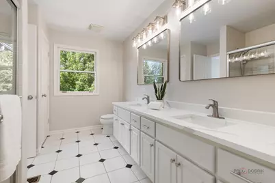818 W Lukas Avenue, Palatine, IL 60067 - Photo 32