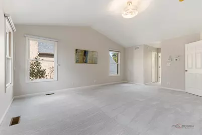 818 W Lukas Avenue, Palatine, IL 60067 - Photo 26