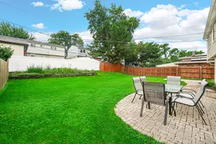 9031 Shady Dr, Hickory Hills, IL 60457 - Photo 22