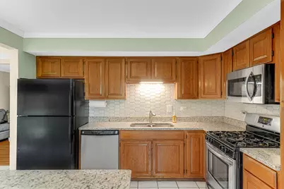9031 Shady Drive, Hickory Hills, IL 60457 - Photo 8
