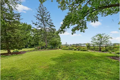 405 Fairmont Drive, Dekalb, IL 60115 - Photo 38