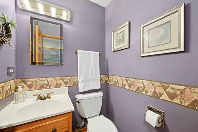 567 Hamilton Avenue, Westmont, IL 60559 - Photo 18