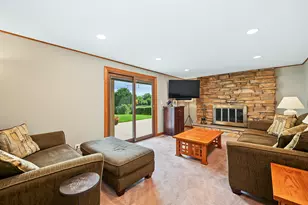 567 Hamilton Ave, Westmont, IL 60559 - Photo 16
