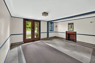 5100 S Hyde Park Blvd, Chicago, IL 60615 - Photo 4