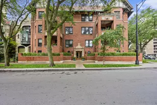 5100 S Hyde Park Blvd, Chicago, IL 60615 - Photo 1