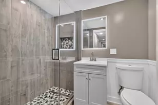 2136 W Evergreen Ave, Chicago, IL 60622 - Photo 26