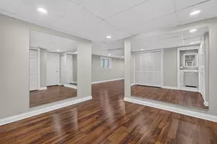 2136 W Evergreen Ave, Chicago, IL 60622 - Photo 24