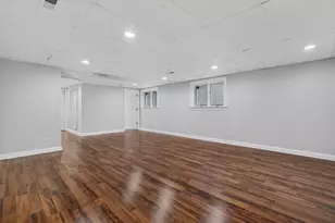 2136 W Evergreen Ave, Chicago, IL 60622 - Photo 22