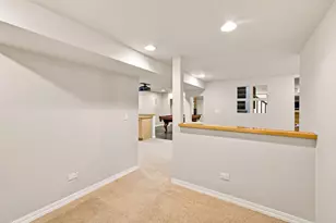 2752 Wendy Dr, Naperville, IL 60565 - Photo 46
