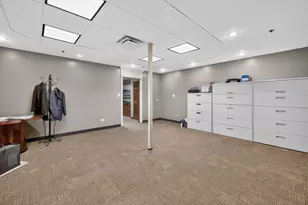 2020 Dean St, Saint Charles, IL 60174 - Photo 16