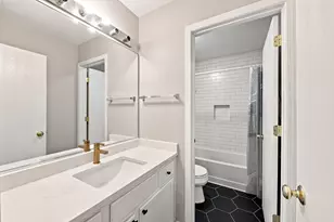 2052 Shady Grove Ct, Naperville, IL 60565 - Photo 22